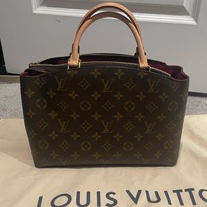 LV Petit Palais Monogram